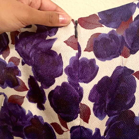 Versatile Anne Taylor Peplum Top (size 2) - Picture 5 of 5